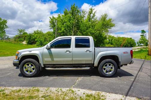 Pure Silver Metallic 2010 GMC Canyon SLE