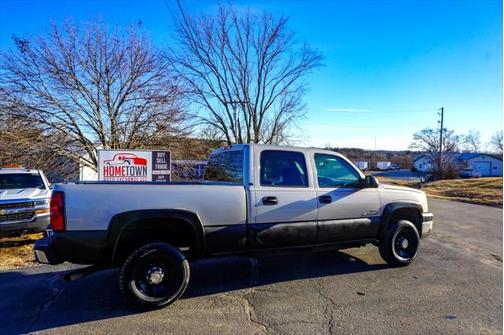2004 Chevrolet Silverado 2500 LT H/D Crew Cab