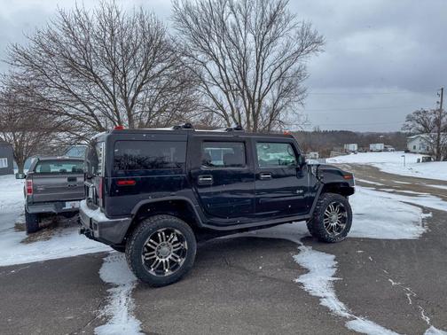 2005 Hummer H2 Base