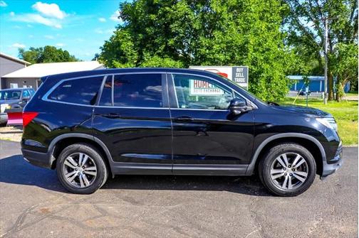 2017 Honda Pilot EX
