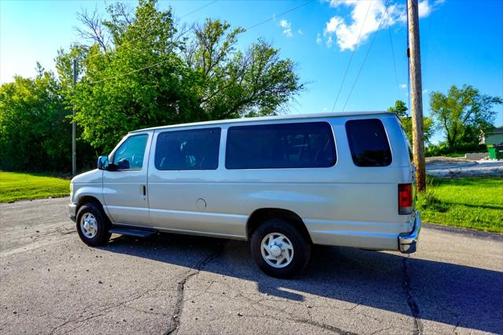 2009 Ford E350 Super Duty XLT