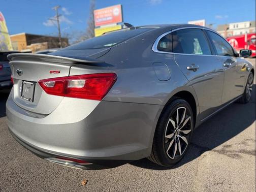 2023 Chevrolet Malibu FWD RS