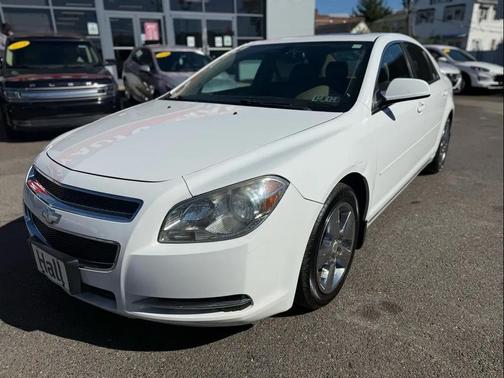 2011 Chevrolet Malibu 2LT