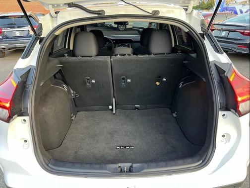 2023 Nissan Kicks S