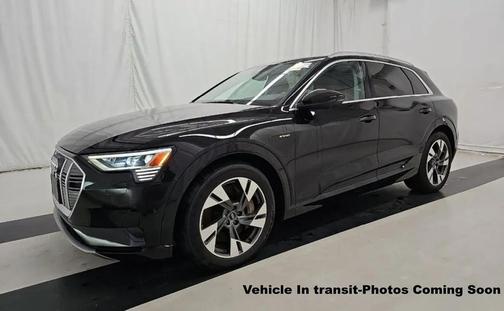 2021 Audi e-tron Premium Plus