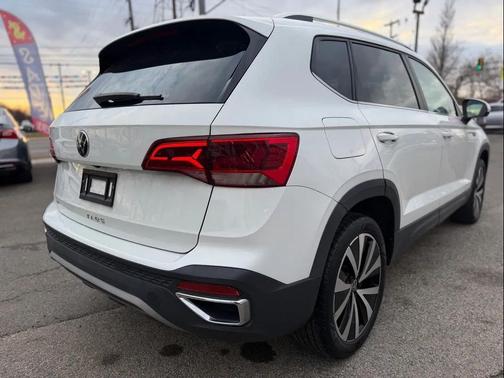 2022 Volkswagen Taos 1.5T SE