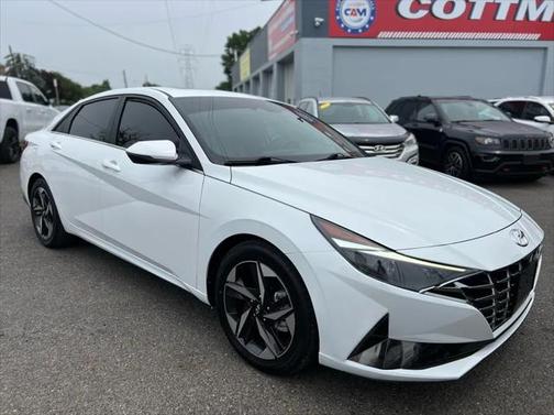 2021 Hyundai ELANTRA Limited