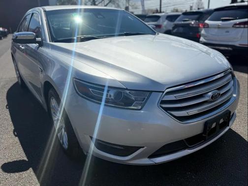 2019 Ford Taurus Limited