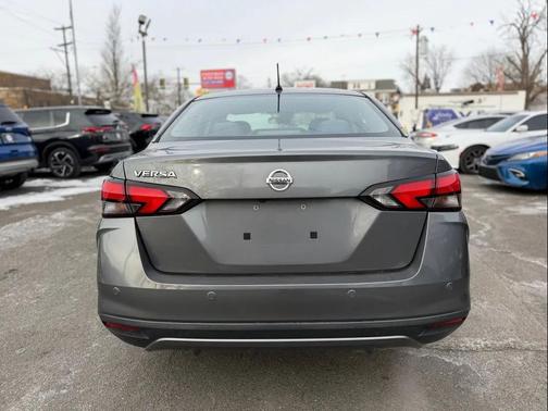 2020 Nissan Versa 1.6 S