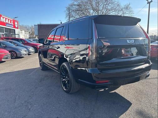 2023 Cadillac Escalade Sport Platinum