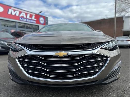2022 Chevrolet Malibu FWD LT
