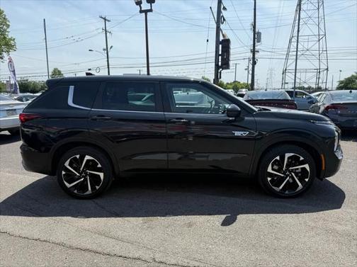 2023 Mitsubishi Outlander PHEV SE S-AWC