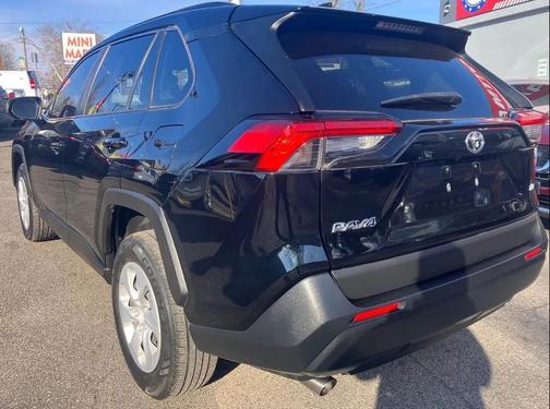 2019 Toyota RAV4 LE