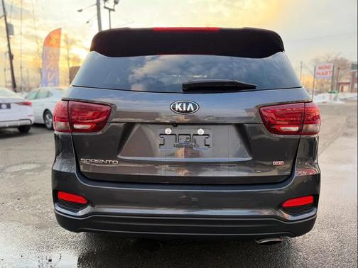 2019 Kia Sorento LX