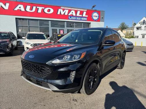 2020 Ford Escape SE
