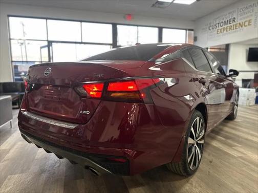2021 Nissan Altima SR Intelligent AWD