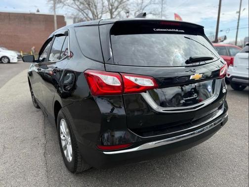 Mosaic Black Metallic 2021 Chevrolet Equinox 1LT