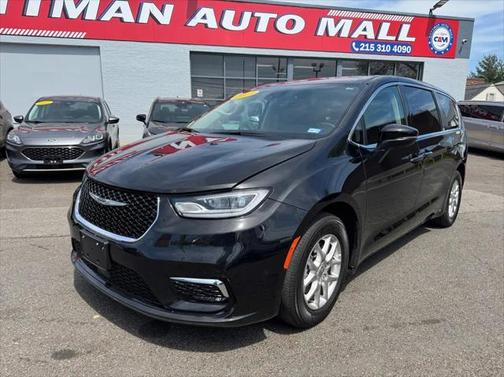 2023 Chrysler Pacifica Touring L