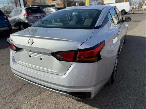 2024 Nissan Altima S FWD