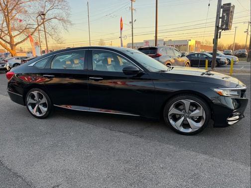 2018 Honda Accord Touring