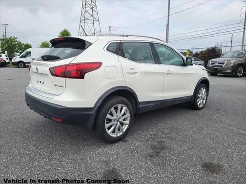 2018 Nissan Rogue Sport SV