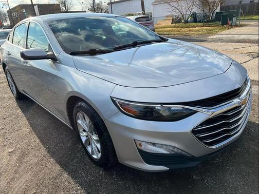 2020 Chevrolet Malibu FWD LT