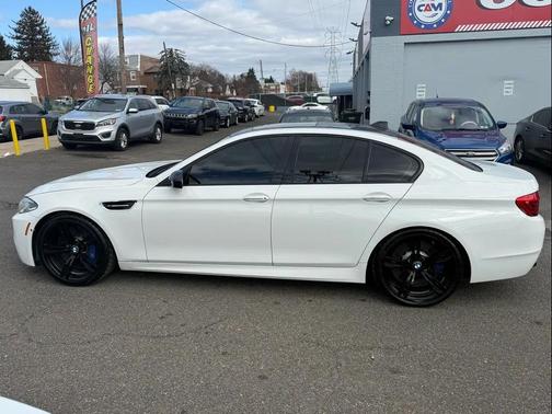 2016 BMW M5 Base