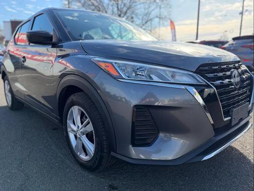 2023 Nissan Kicks S