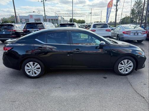 2022 Nissan Sentra S
