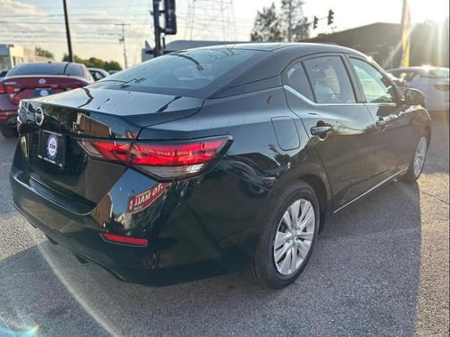2022 Nissan Sentra S
