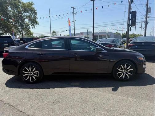 2021 Chevrolet Malibu FWD RS