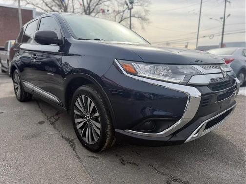 2020 Mitsubishi Outlander ES