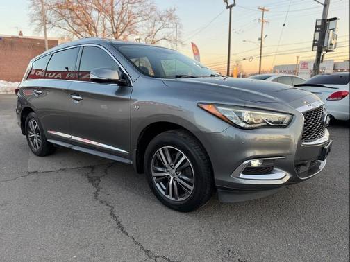2017 INFINITI QX60 Base