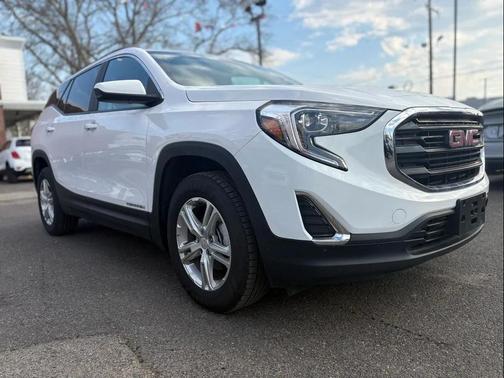 Summit White 2021 GMC Terrain SLE