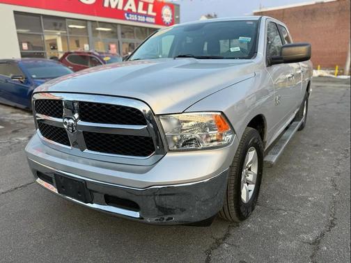 2017 RAM 1500 SLT