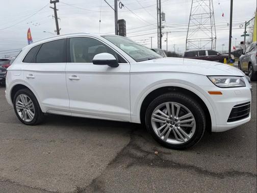 2018 Audi Q5 2.0T Premium