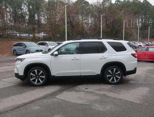 2025 Honda Pilot Touring 8-Passenger