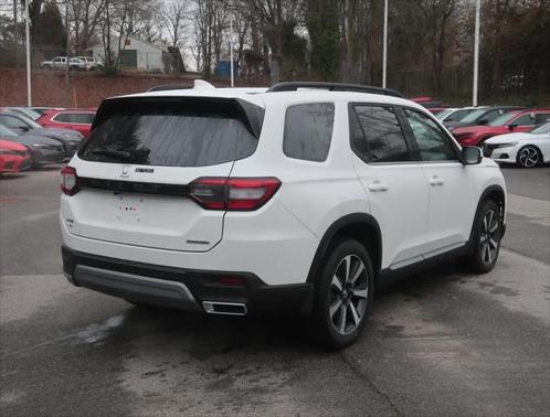 2025 Honda Pilot Touring 8-Passenger