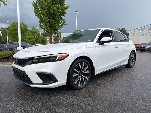 Platinum White Pearl 2024 Honda Civic EX-L