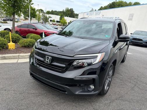 Crystal Black Pearl 2022 Honda Pilot 2WD Sport