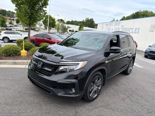 Crystal Black Pearl 2022 Honda Pilot 2WD Sport