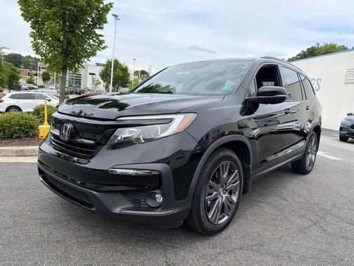 Crystal Black Pearl 2022 Honda Pilot 2WD Sport