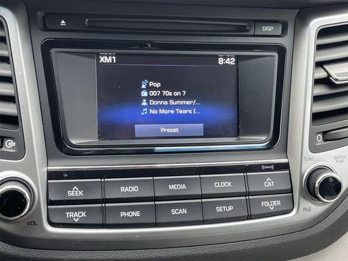2017 Hyundai TUCSON SE