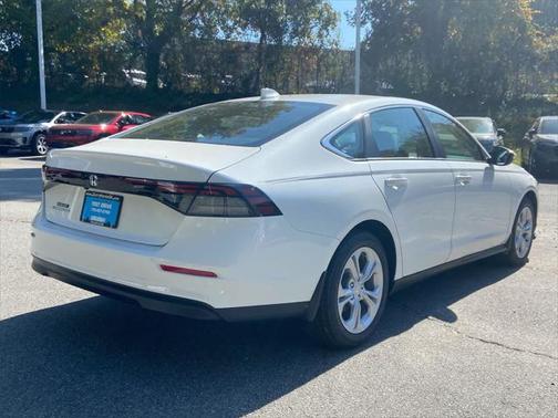 2025 Honda Accord LX 1.5T