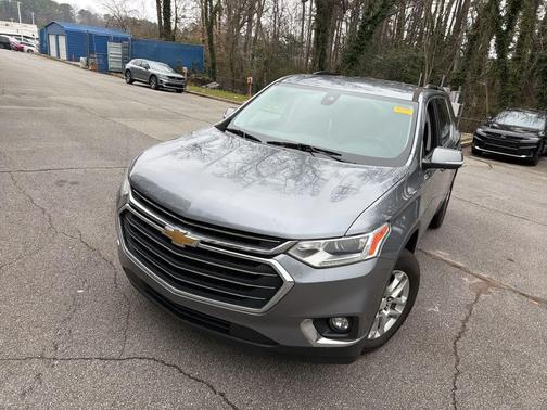 2021 Chevrolet Traverse LT Cloth