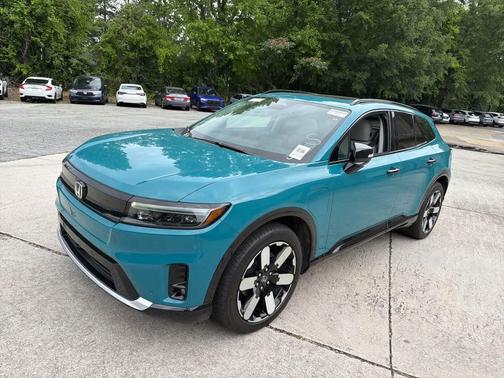 North Shore Pearl 2025 Honda Prologue Elite