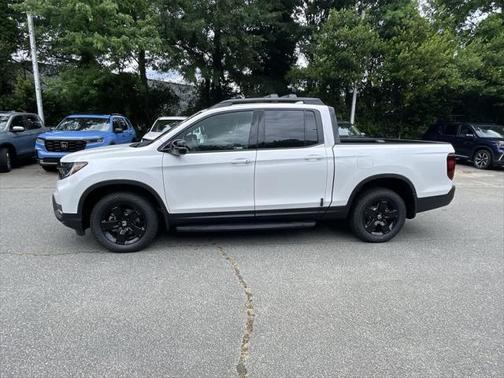 2025 Honda Ridgeline Black