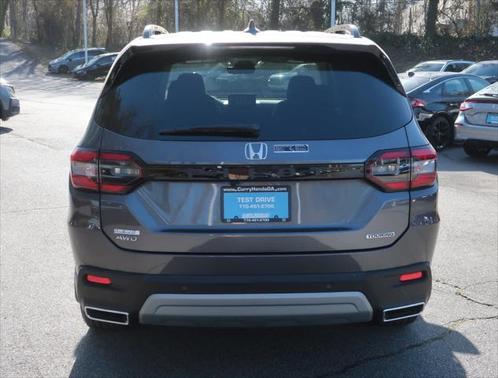 2025 Honda Pilot Touring 8-Passenger