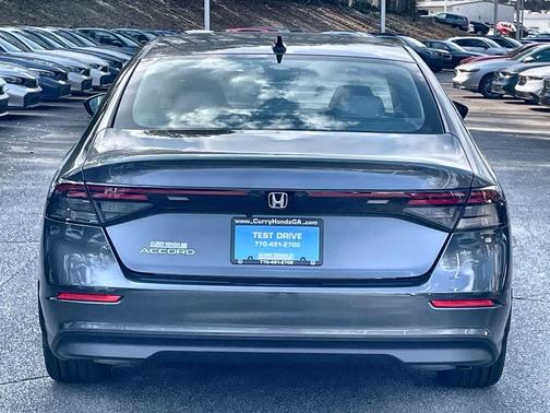 Meteorite Gray Metallic 2026 Honda Accord SE