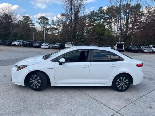 2020 Toyota Corolla Hybrid LE